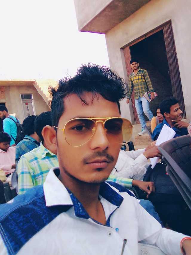 Veerendra Kushwaha Profile Picture