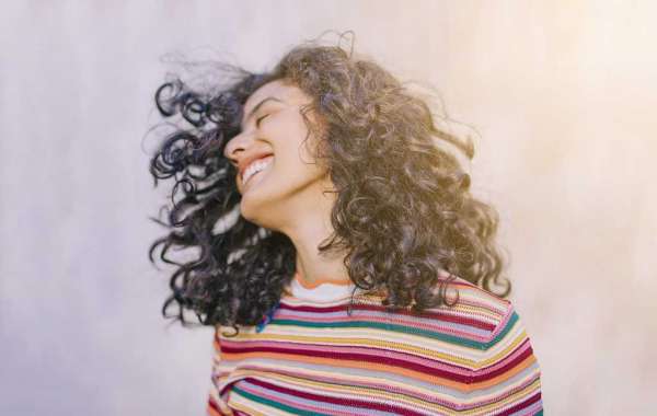 How to Get Curly Hair Back After Straightening It Too Much?