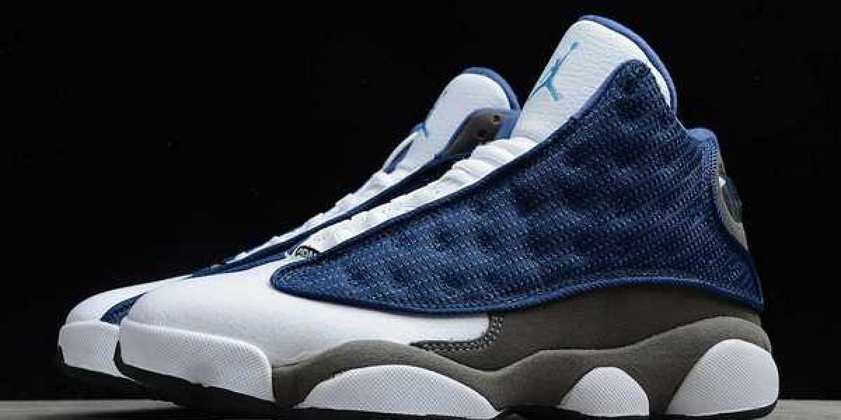 Air Jordan 13 GIGI will bring the whole family size! Lovers' shoes have a show!