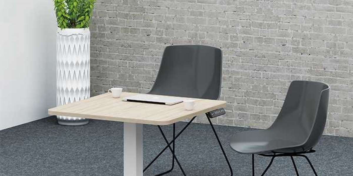 The Difference Between Height Adjustable Desk and Traditional Desk