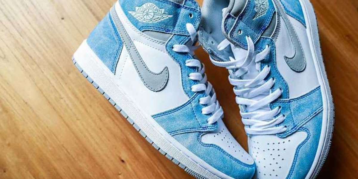Air Jordan 1 High OG “Hyper Royal” Hyper 555088-402 2021 For Sale Online