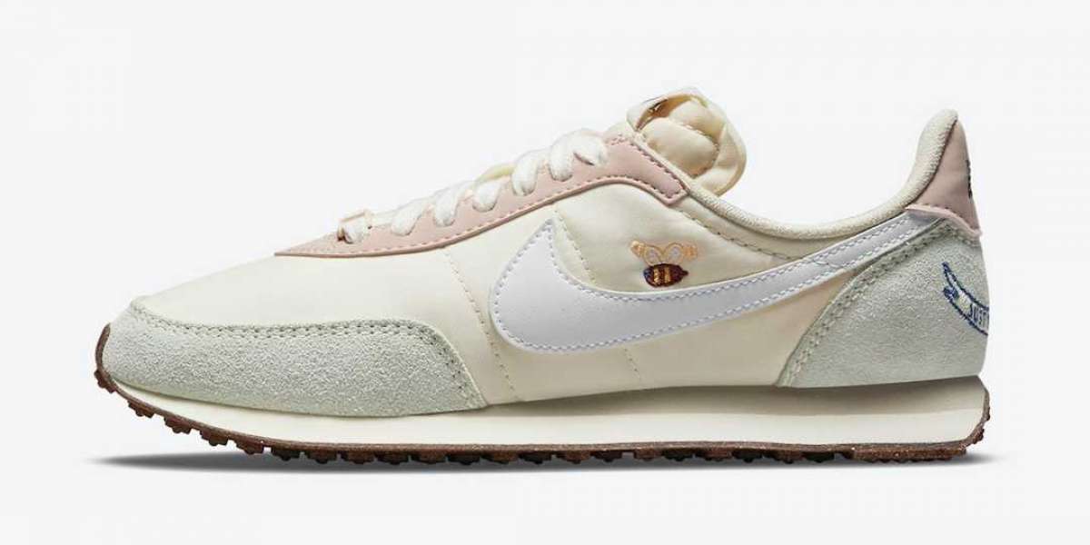 This pair of shoes Nike WMNS Waffle Trainer 2 "Cashmere" super cute!