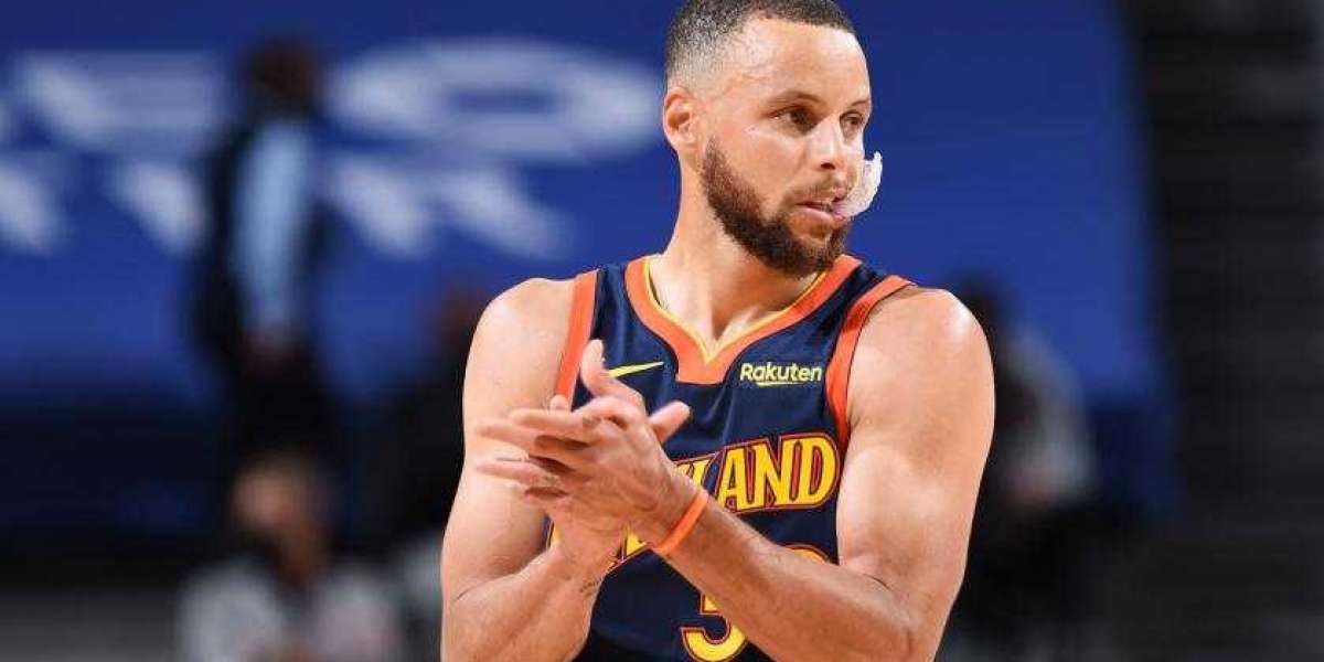 To balance the main five best three-point shooters from the NBA 2K22 series