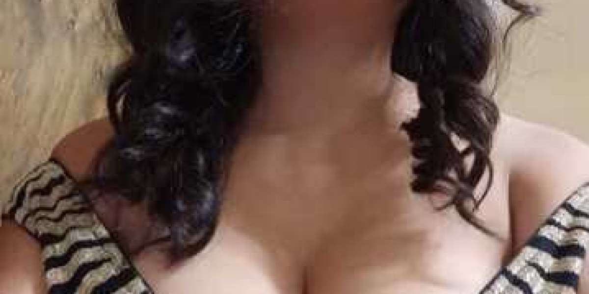 ESCORT CALL GIRLS SERVICE IN MUMBAI IN 5 STARS HOTELS