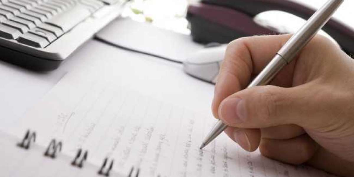 Academic Paper Writing Services: Tips for Detecting the Appropriate Assistant
