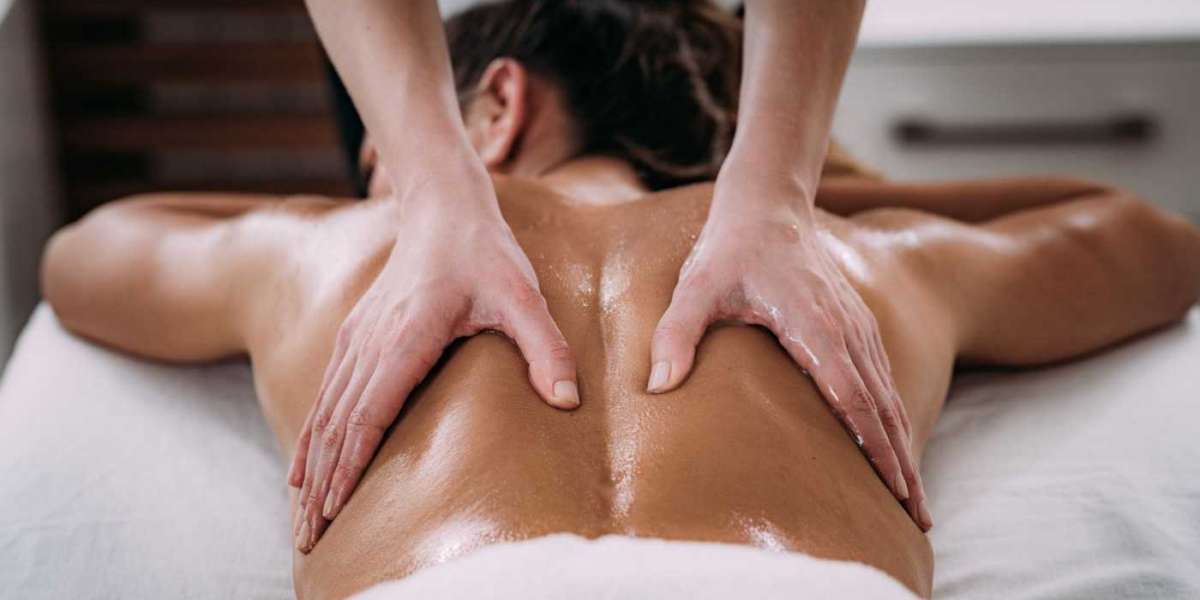 Best Female Massage Therapists In Chennai - Massageonbed