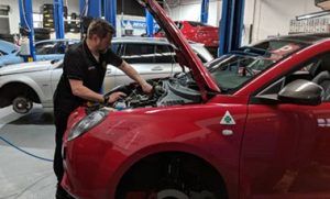 Car Service & Mechanic Albert Park | RWC, Logbook Service, Tyres