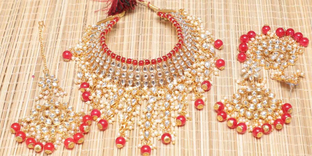 Consider Adding These Joyful Jewellery To Your Aesthetics