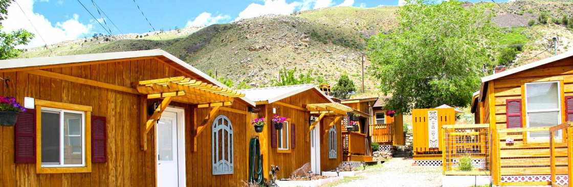 Yellowstone’s Treasure Cabins Cover Image