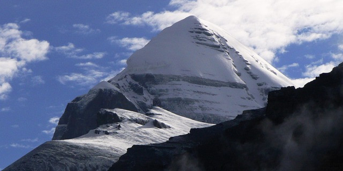कैलाश पर्वत में क्या चमत्कार देखने को मिलते?
