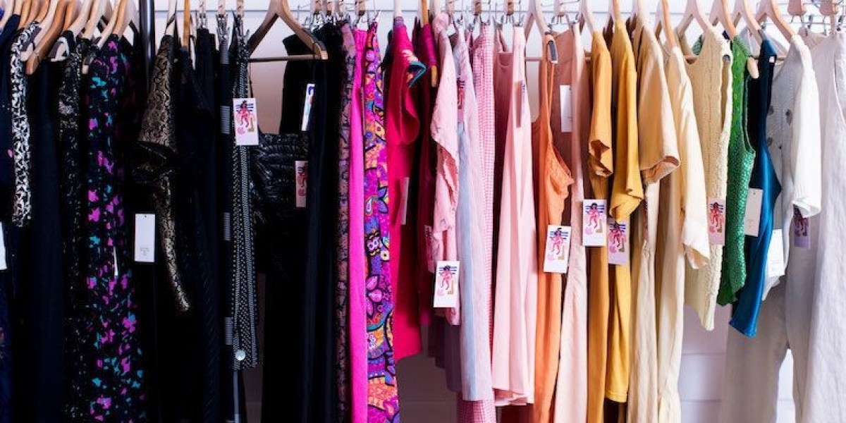 Top Trends in Italian Clothing Wholesale Manchester Retailers Should Know