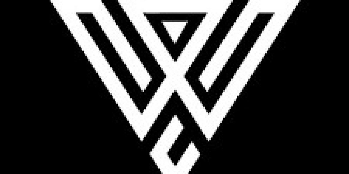 A Fighter’s Choice: Stand-Up Striking vs. Mixed Techniques