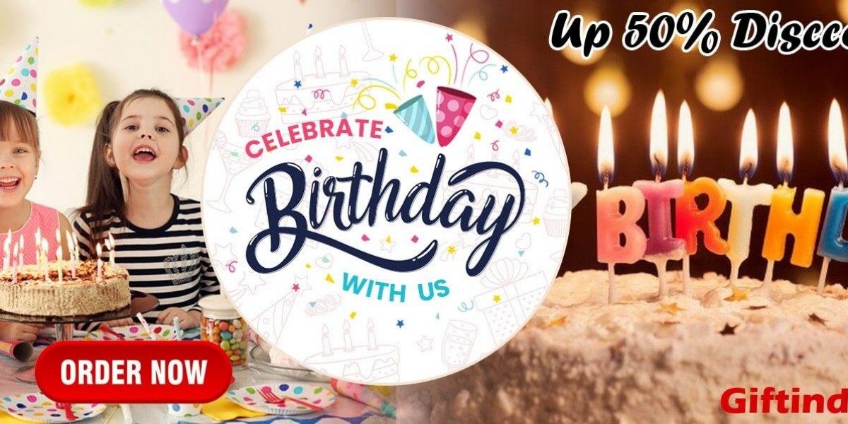 Sending a Thoughtful Gift to Pakistan