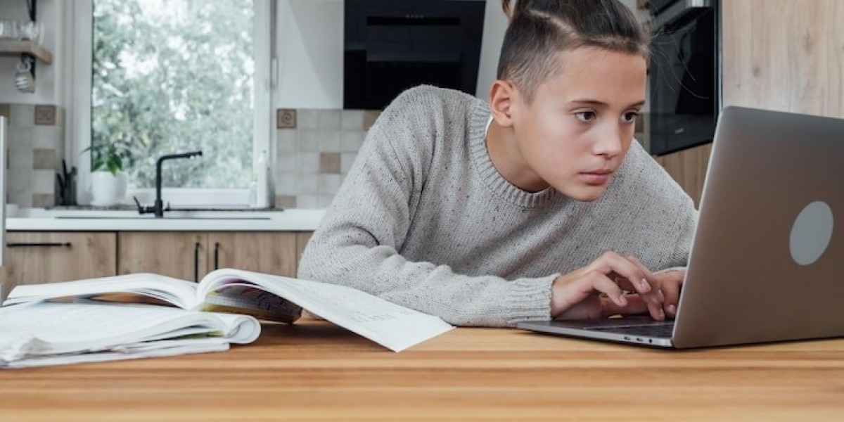 The Rise of Online Proctored Exams: What Students in the U.S. Must Know in 2025