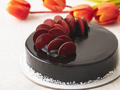 Delicious Truffle Cake | Rich & Decadent Chocolate Delight