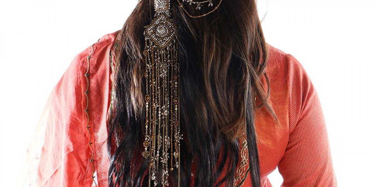 Elegant Hair Accessories for Women | Bridal & Wedding Hair Buns Accessories – VAIDAAN