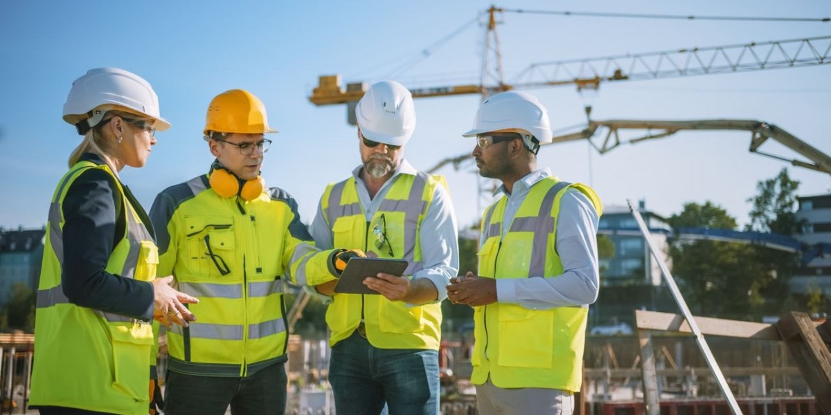 Top 5 Benefits of Safety Management Services Today