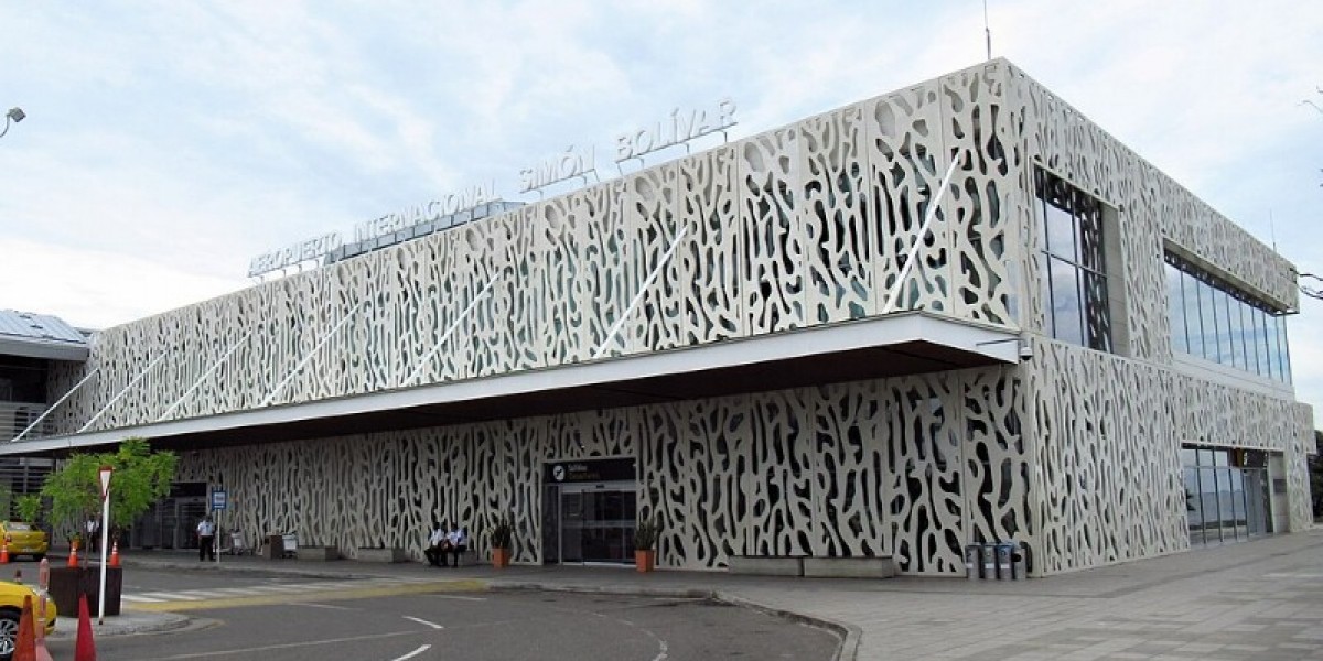 Your Complete Guide to the Alaska Airlines LAX Terminal Experience