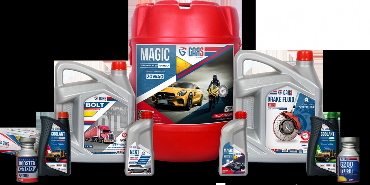 Engine Oil: The Essential Lubricant for Your Vehicle's Performance