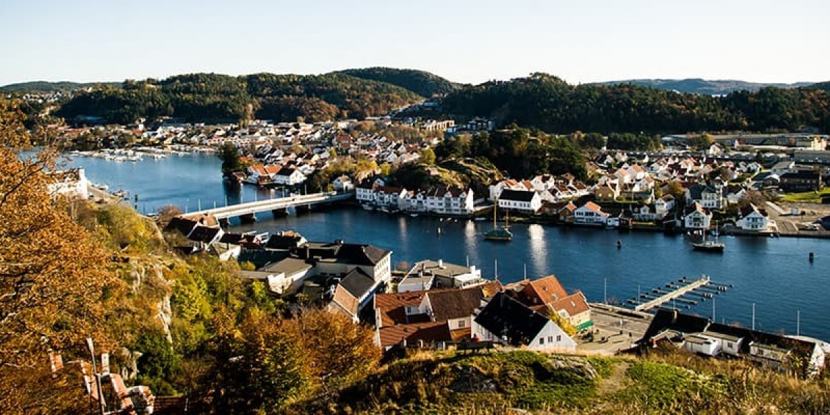 Mandal Cruise Port & Terminal Guide | Cruise Norway 2025