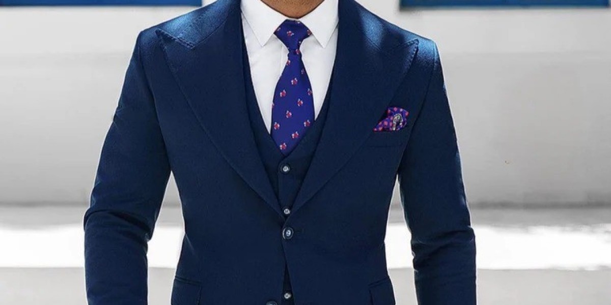 Grooms, Upgrade Your Style – Choose a Sky Blue Wedding Suit