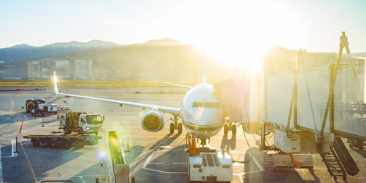 Your Complete Guide to Emirates Airlines LHR Terminal Experience