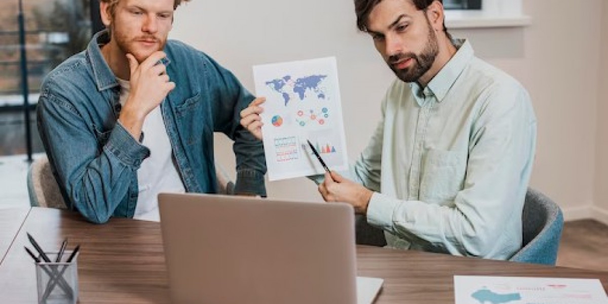 Choosing the Right B2B SEO Services in 2025 | Avoid These Costly Mistakes