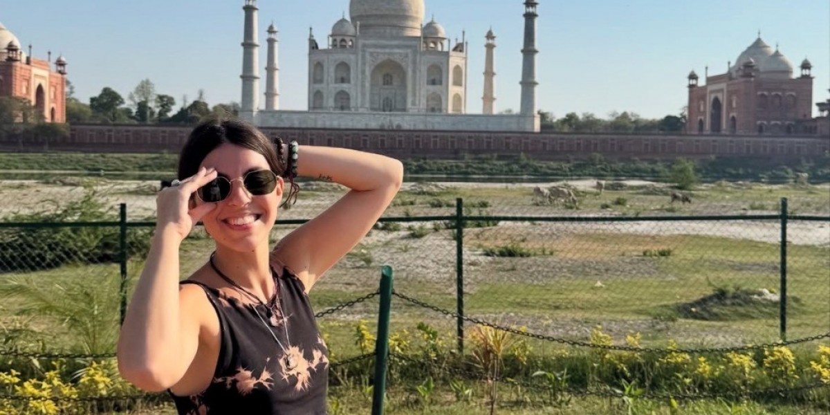 Discover India’s Iconic Heritage with the Golden Triangle Tour 3 Days Package
