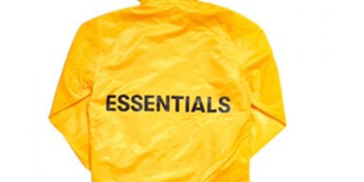 Oversized Essentials Hoodie – Streetwear Staple in Neutral Colors