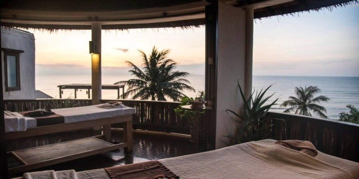 Eco-Friendly Luxury Tree House Escape 2025