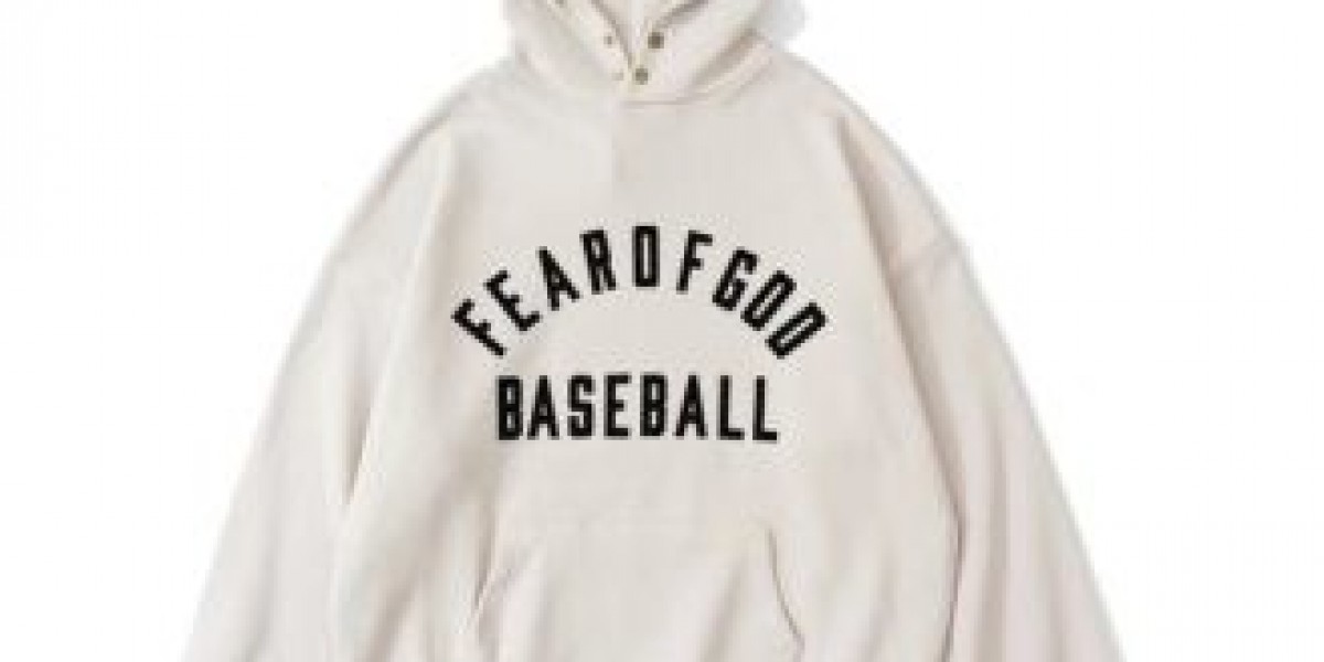 Elevate Your Casual Wardrobe with the Versatile Essential Hoodie