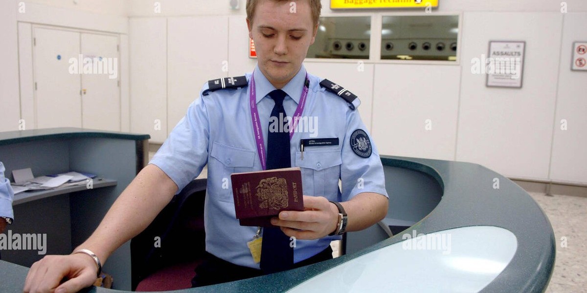 US Citizenship and Immigration Services: A Complete Guide