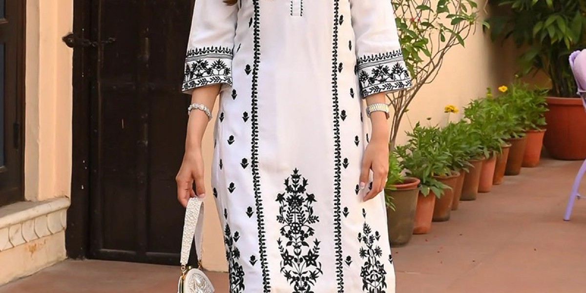 Stylish Kurti Manufacturers in Italy