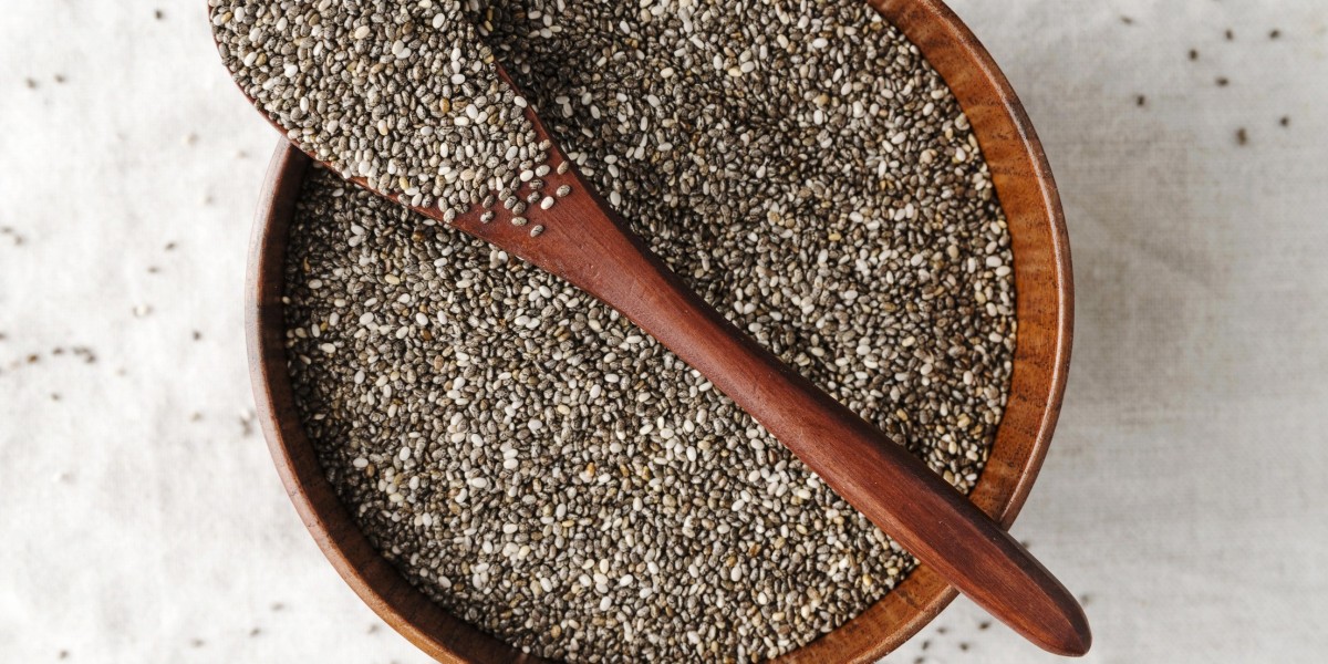 Chia Seeds: Benefits, Nutrition & How to Use Daily