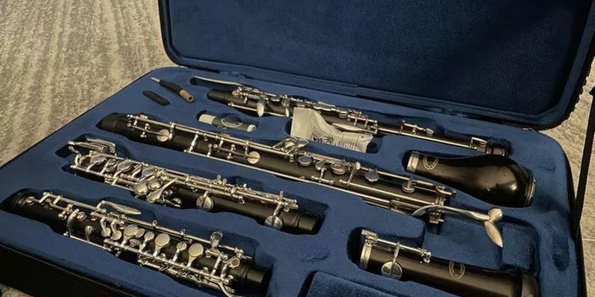 What Does an English Horn Sound Like? A Comprehensive Guide