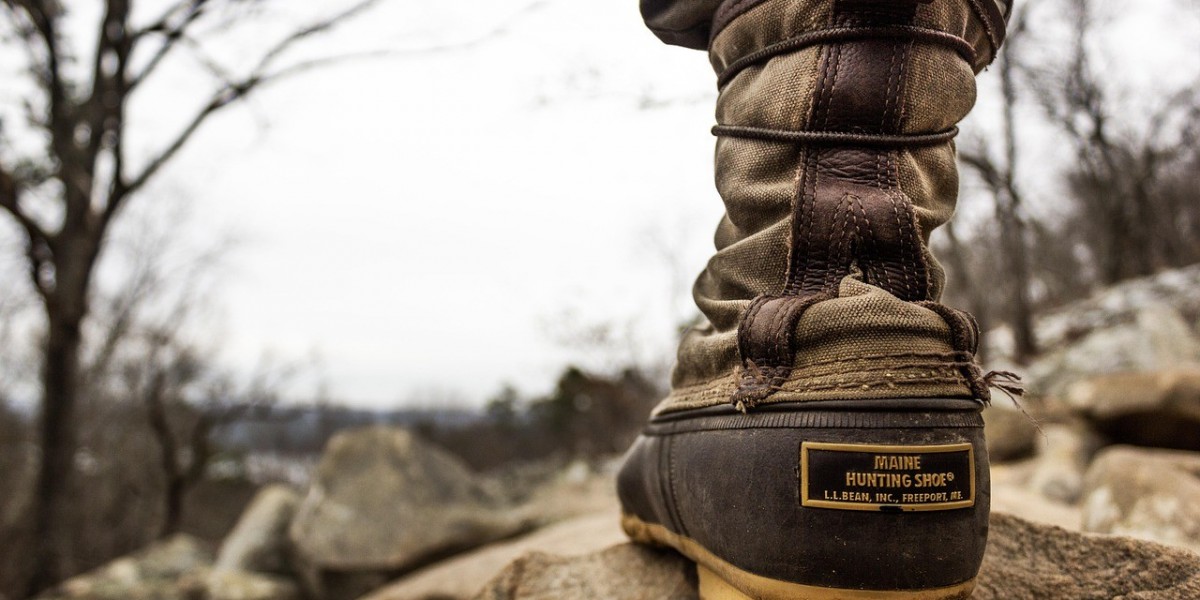 Affordable Wholesale Hiking Boots and Shoes Wholesale for Your Store Inventory
