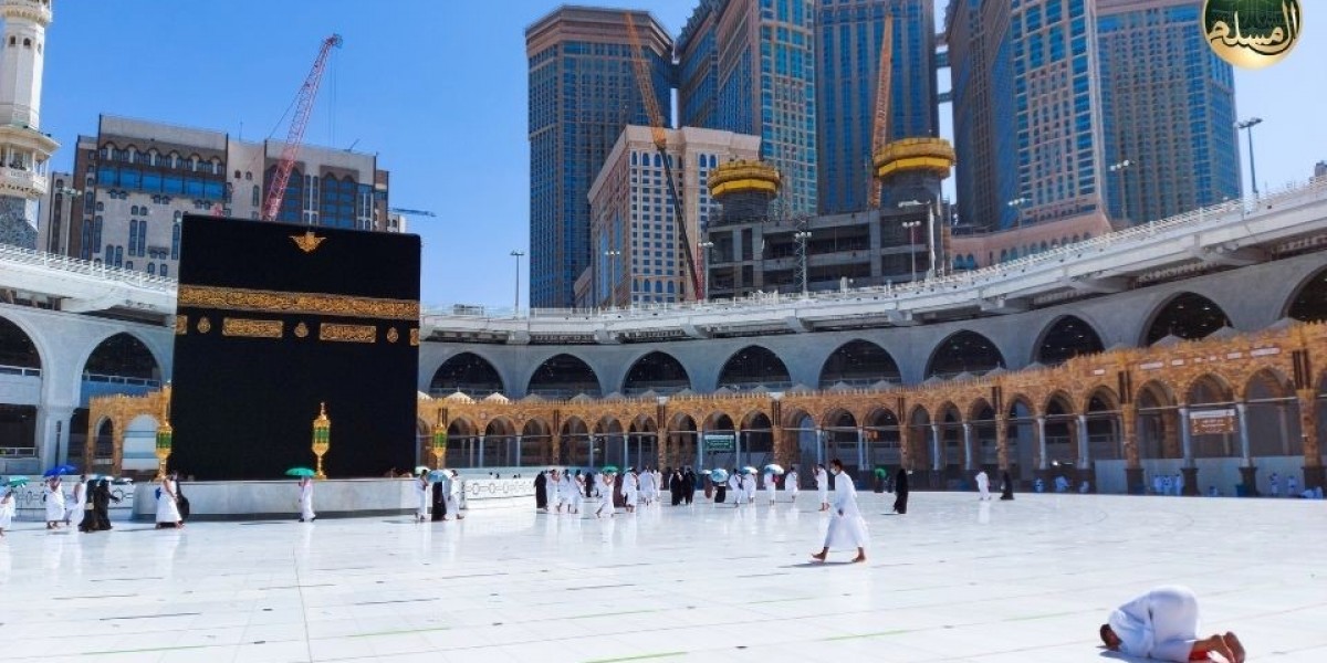 Summer Umrah Packages | Travel Tips for Hot Weather Pilgrims
