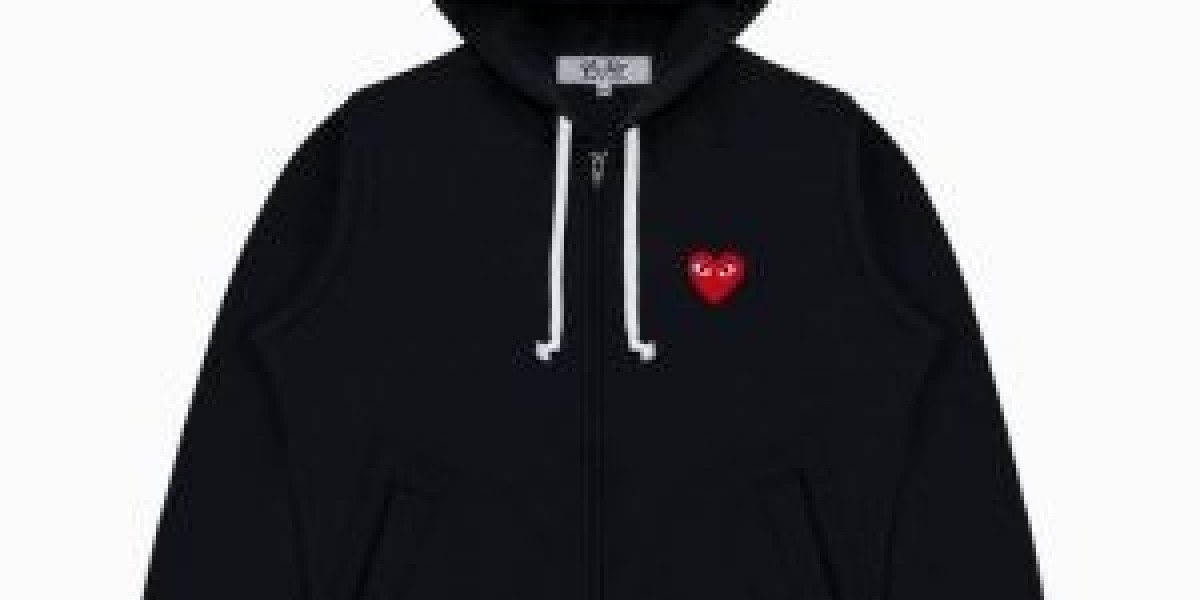 CDG Hoodie Cult Vibe