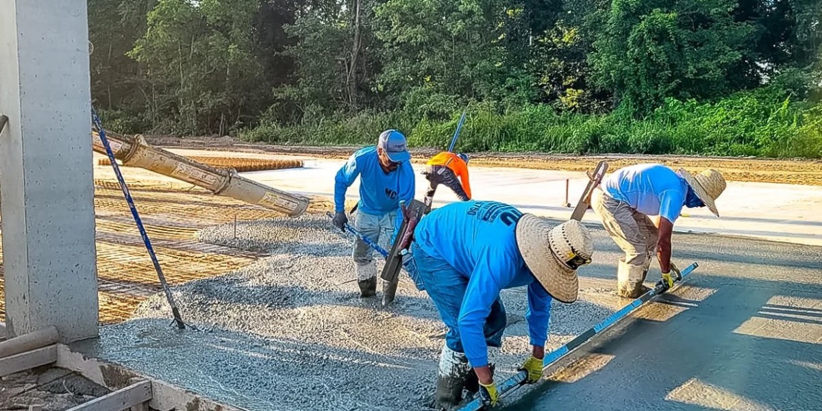 How to Choose Concrete Pouring Services in Central Arkansas
