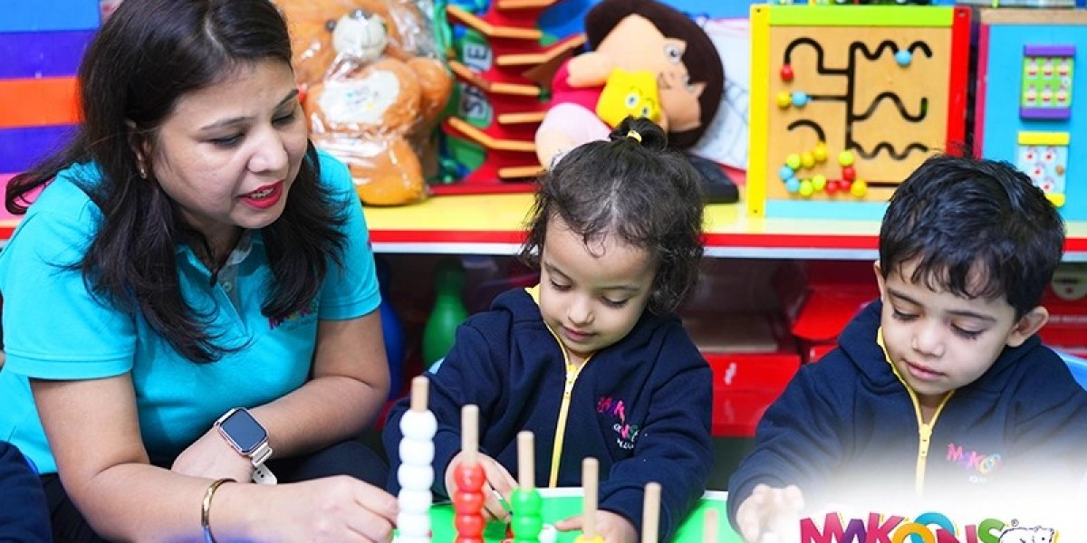 Parental Involvement: How Makoons Partners with Parents in Early Education