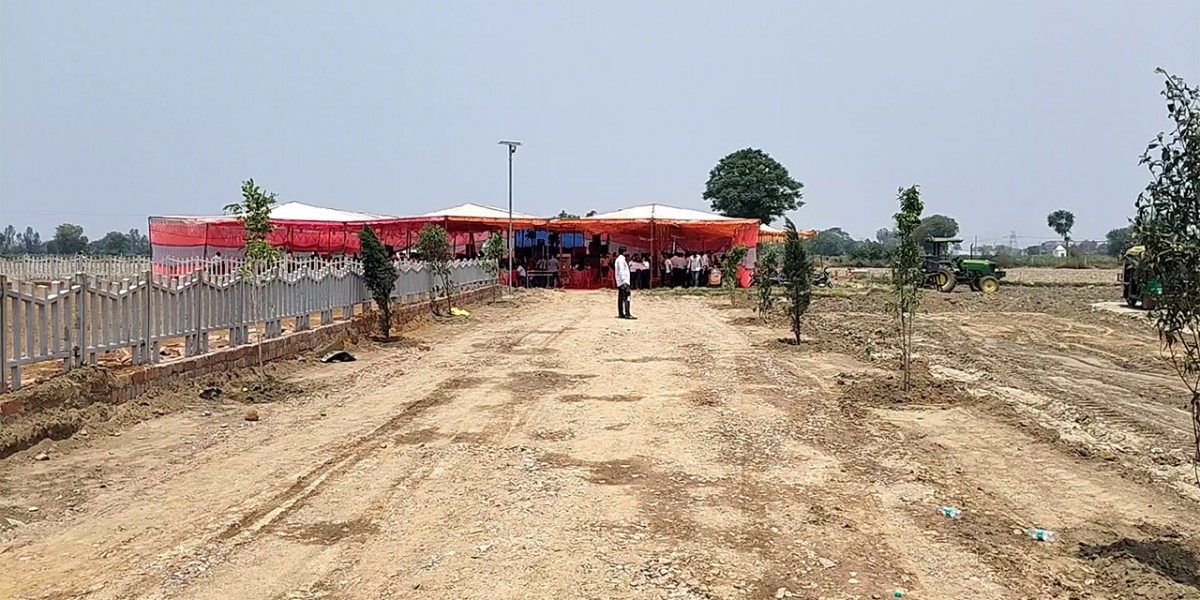 Spacious Residential Plot in Noida for Sale | Plot Near Jewar