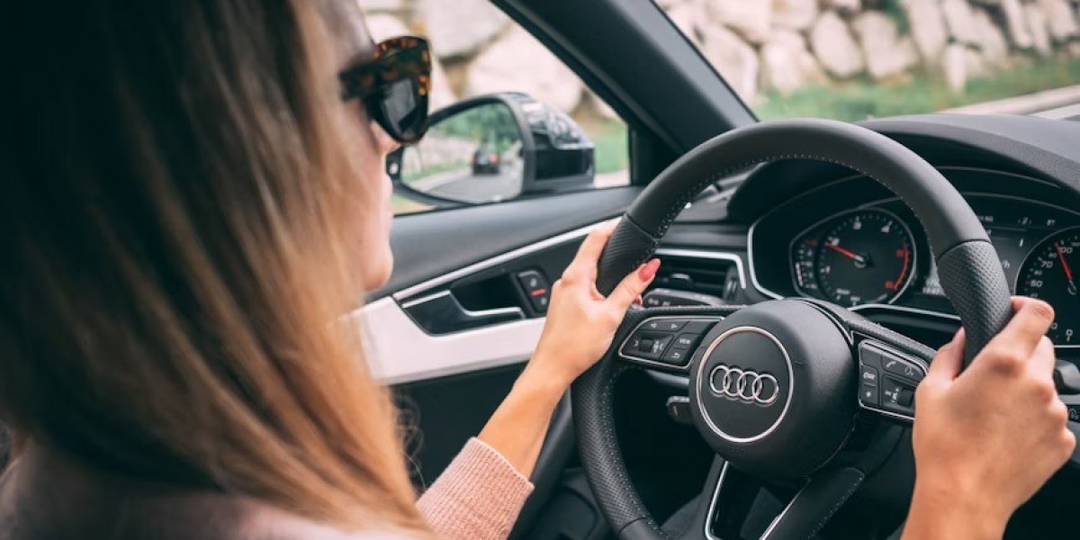 Driving School in Scarborough: Unlocking Safe and Confident Driving Skills