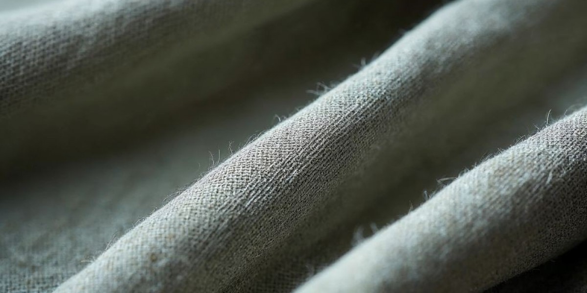 Where France Designers Source Linen Fabric: Fabriclore’s Custom & Wholesale Options