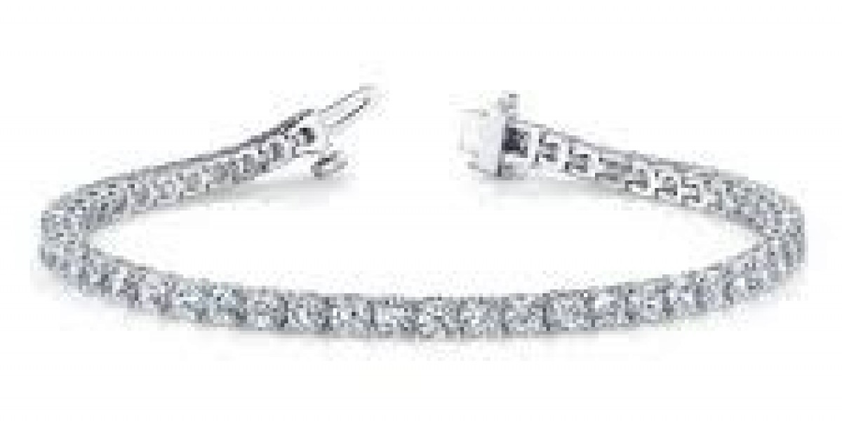 Sparkle with Elegance: The Timeless Appeal of Diamond Bracelet for Women