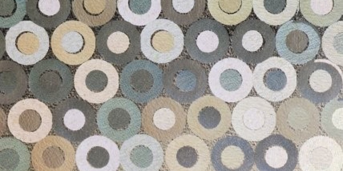 Sermorelin Vs Ipamorelin: Anti-aging Peptide Therapy Comparison