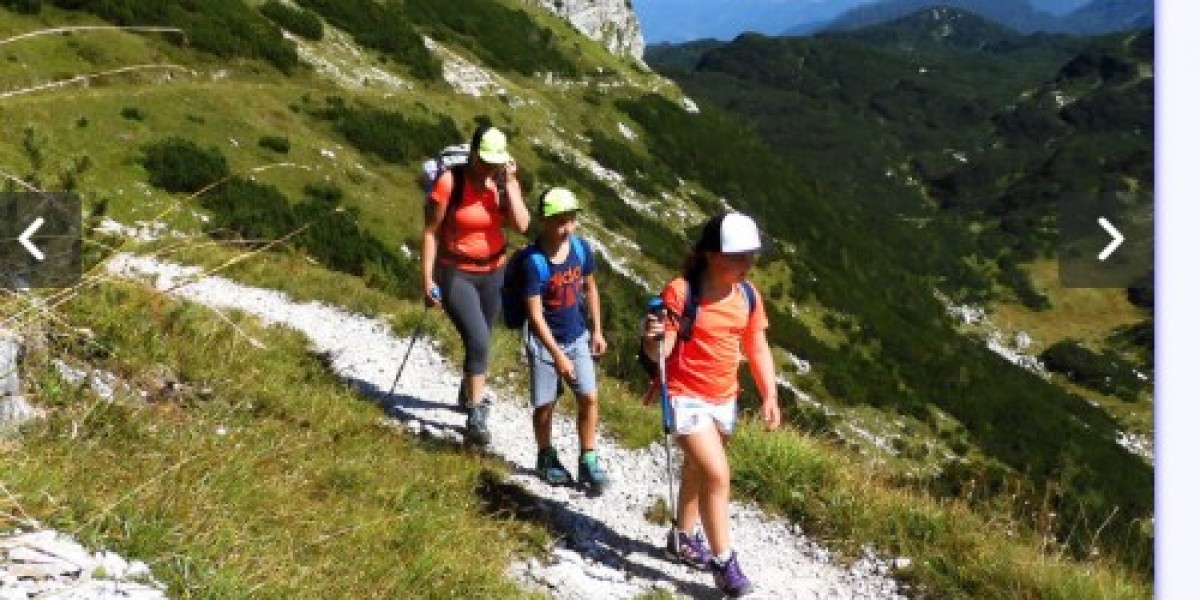 Best Routes for Hiking the Camino Santiago & Hiking in Sardinia