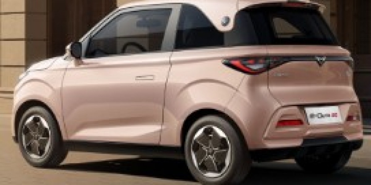 Key Features to Look for When Buying a Small Electric Vehicle