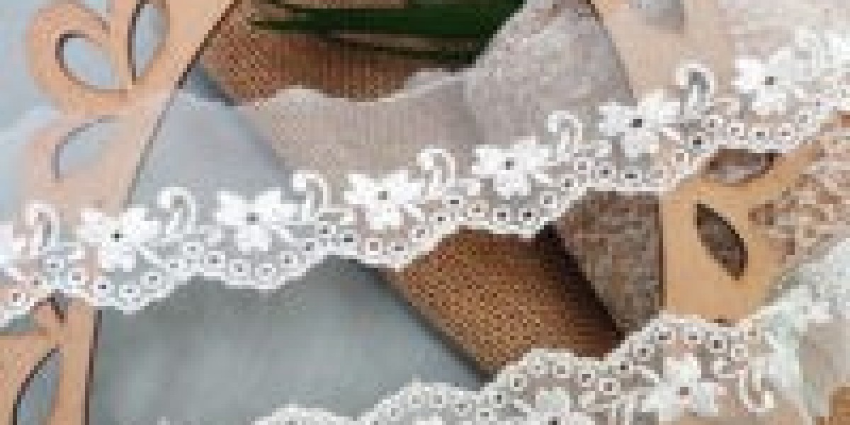 Artful Embroidered Lace Designs from Delhi’s Finest Makers
