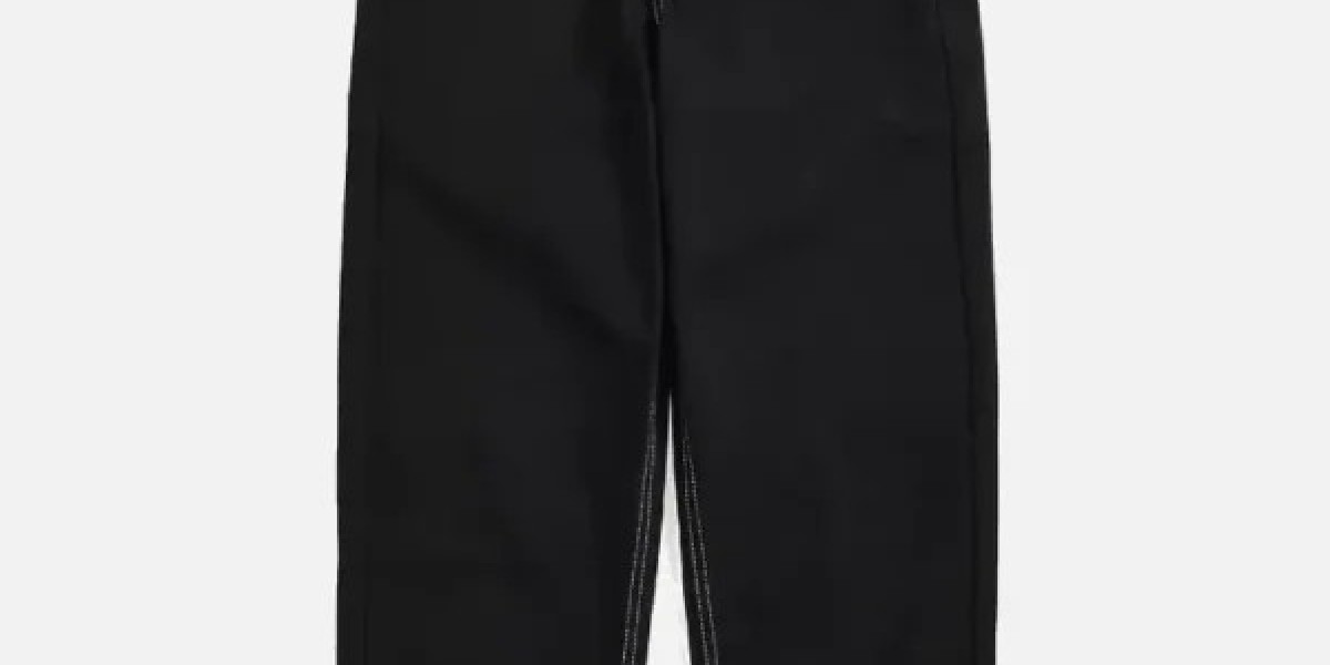 The Rise of Essentials Sweatpants in Modern Streetwear