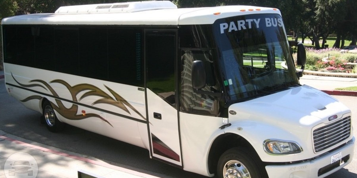 Ride in Style The Ultimate Guide to Party Buses and Luxury Party Limos